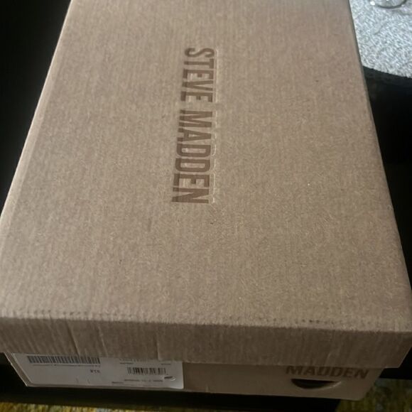 Steve Madden Brooklyn Clog 7.5 - Picture 10 of 10